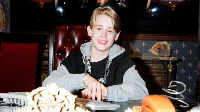 Навреме за Коледа – Макколи Кълкин получава звезда на Алеята на славата