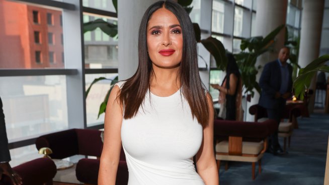 Салма Хайек и Камила Кабейо празнуват Националния ден на такото