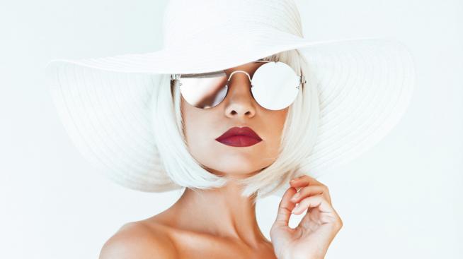 Бански 2020 и Изабели Фонтана – какво ще носим на плажа тази година?