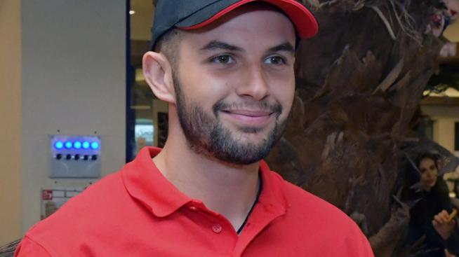 Синът на Аня Пенчева я дари с внуче