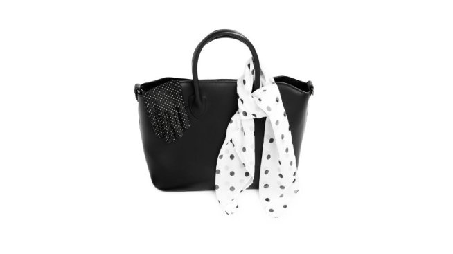 Дамска чанта и шалче - най-елегантната тенденция за новия сезон