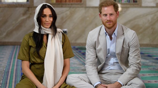Меган Маркъл съди британските таблоиди, Хари се страхува