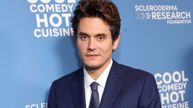 Холивудският женкар Джон Майер се хвана с младичката Кирнан Шипка