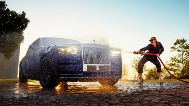 Игра на тронове с Rolls-Royce: Гуендолин и Phantom