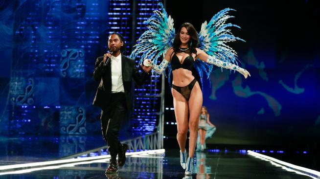 Чиста и блестяща кожа: Съветите на Бела Хадид