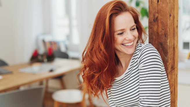 Прически есен 2022 – 5 идеи за червенокоси