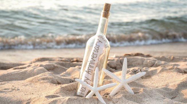 Мона Гочев отбеляза 6 години от сватбата си