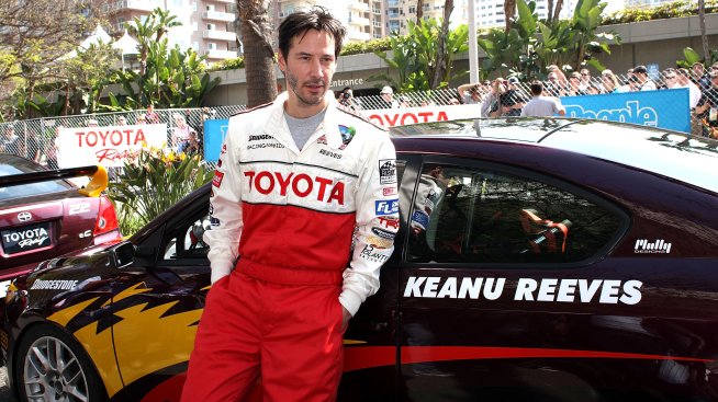 Киану Рийвс направи дебюта си като професионален рали състезател
