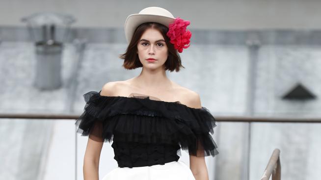 За рождения си ден: Кая Гербер публикува своя гола снимка