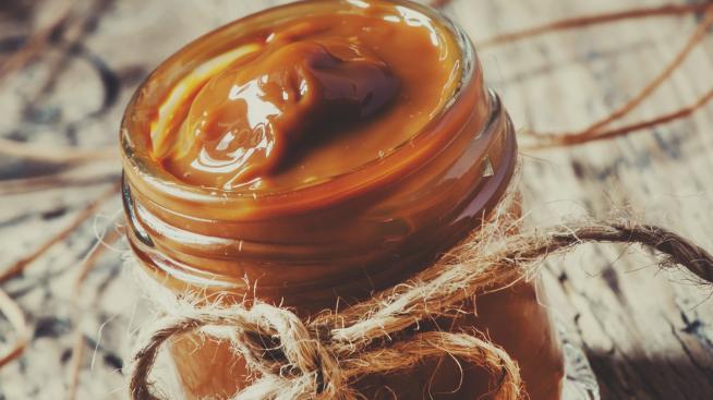 Солен карамелено-шоколадов мус