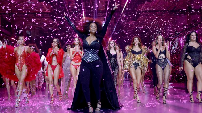 Карла Бруни, Тайра Банкс, Джиджи Хадид – шоуто Victoria's Secret се завърна подобаващо