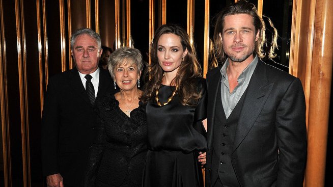 Специалната традиция на покойната майка на Брад Пит с 14-те ѝ внуци