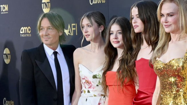 Кийт Ърбан е съкрушен след презрителното пренебрежение от страна на дъщеря му Сънди Роуз