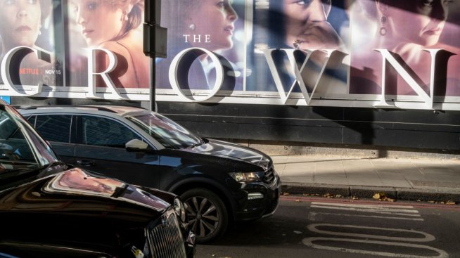 Бъдещето на „Короната“ под въпрос заради кражба на антики?