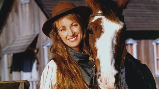 23 г. след края на „Д-р Куин Лечителката“ – Джейн Сиймур в компанията на любими колеги