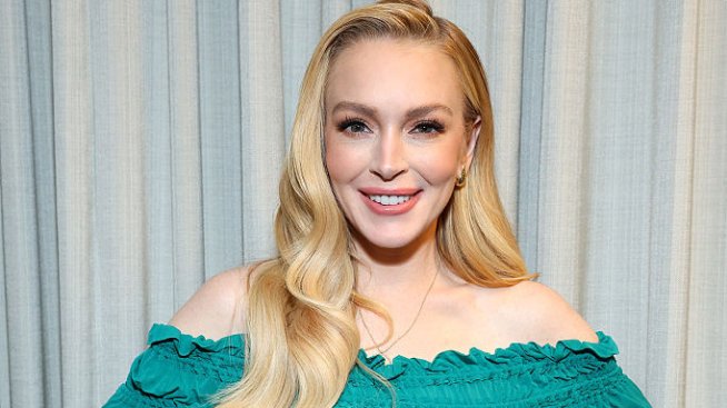 Линдзи Лоън на 39 – актрисата сподели сладки семейни снимки от почивката си в Италия