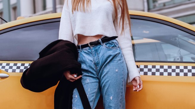 Нов живот за старите дънки – 6 тоалета за есента