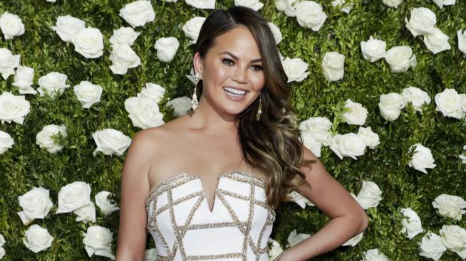 Криси Тейгън се страхува за семейството си