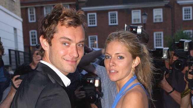 Сиена Милър за връзката си с Джъд Лоу: Беше истински хаос, който ме подлуди