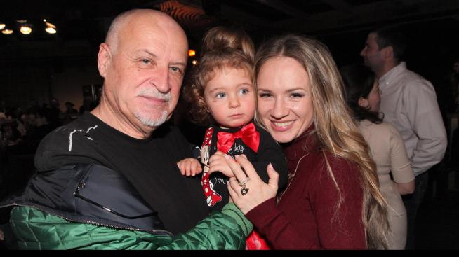 Лора Караджова е бременна