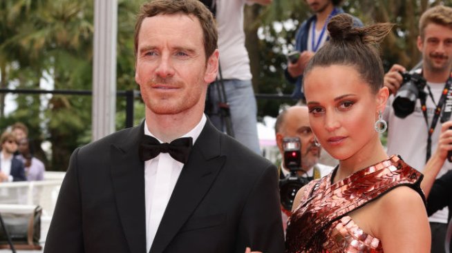 Майкъл Фасбендър и Алисия Викандер се завърнаха на червения килим