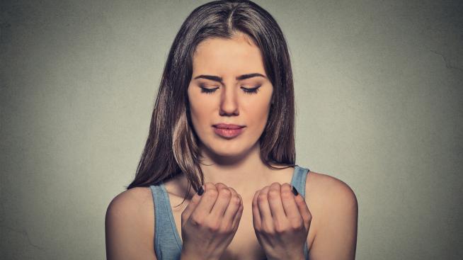 Пожълтели нокти – ами сега?!