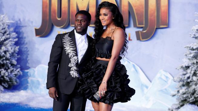 Съпругата на Кевин Харт: Научих за изневярата от интернет