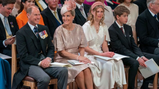 Внучката на кралицата работи на минимална заплата