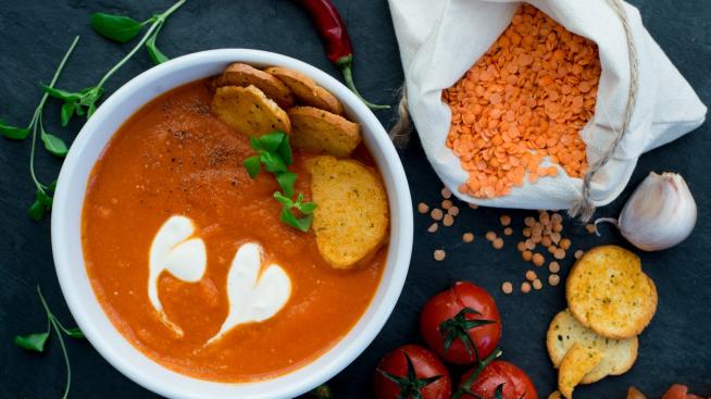 Крем супа от червена леща - как да я приготвите