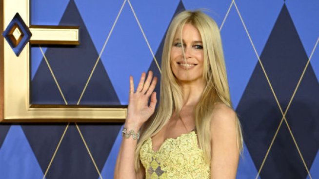 Надникнете в идиличния провинциален дом на Клаудия Шифър