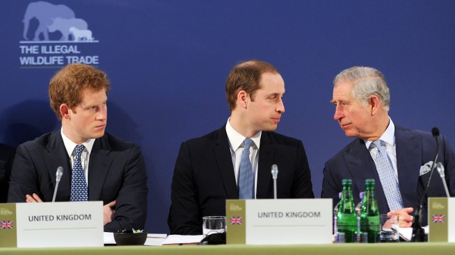 Призоваха принц Хари да се помири с Чарлз III и принц Уилям