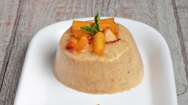 Как да приготвим желирано кисело мляко с праскови? 