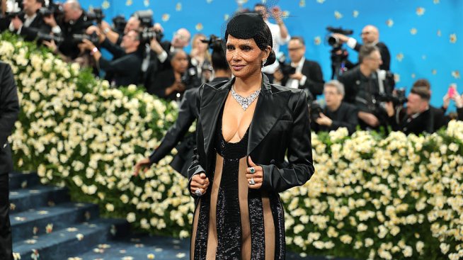 Всички говорят – Хали Бери разголи интимната си зона, а Витория Черети успя да скрие Лео ди Каприо