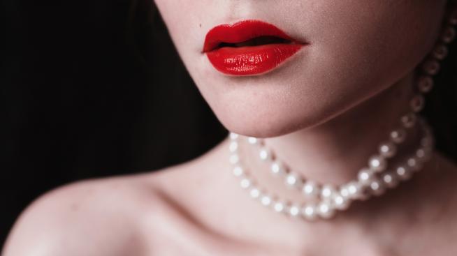 Beauty вдъхновение: Колиетата с перли се завръщат 