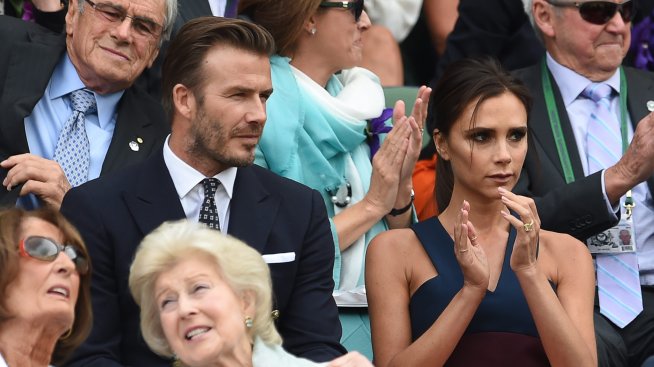 Виктория Бекъм показа баща си за специален повод