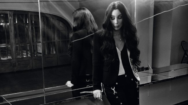 Неостаряващи звезди: Шер разкрива фитнес режима си