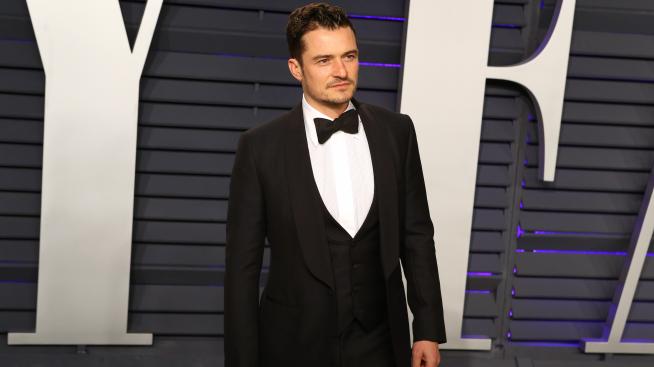 Орландо Блум татуира грешно името на сина си