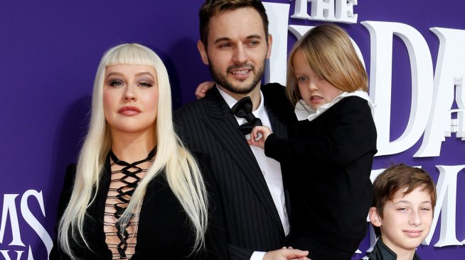 Кристина Агилера: Искам да съм с децата, да им чета приказки...