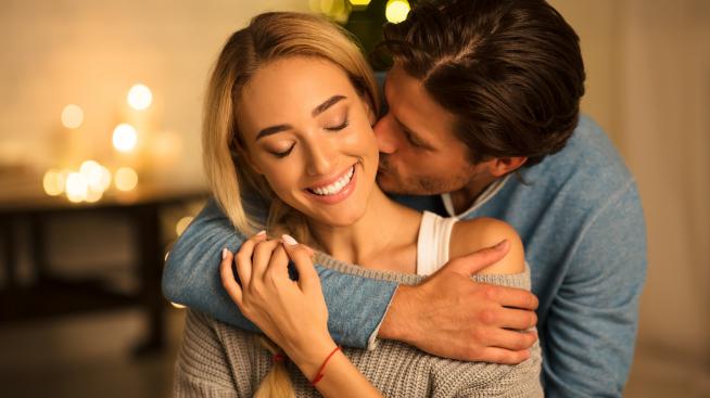 Любов между хора от една и съща зодия 