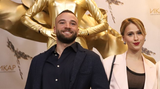 Мария Бакалова и синът на Мария Гроздева са си все така заедно