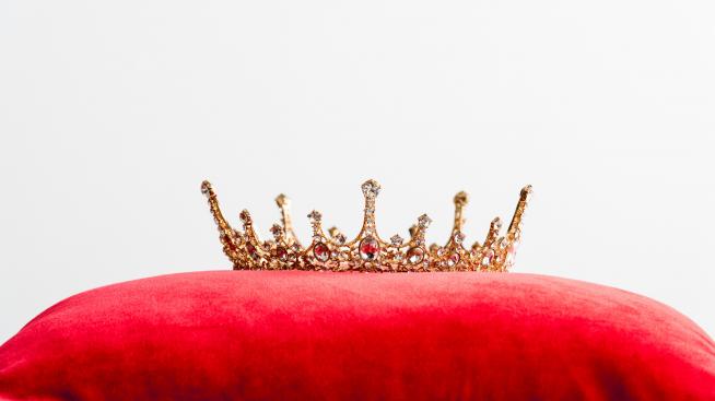 Мис Гранд България замина за Банкок