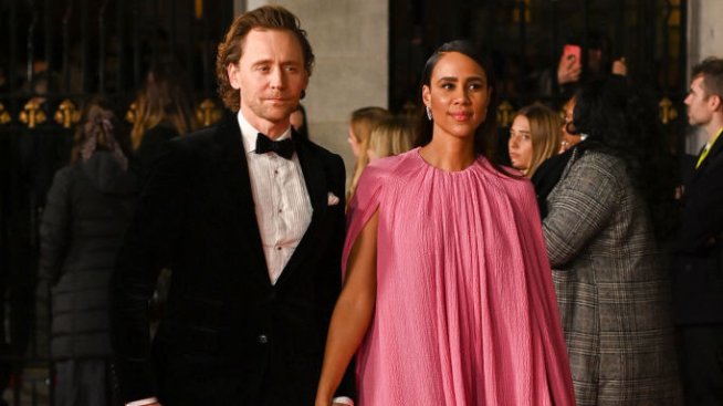 Том Хидълстън очаква първото си дете