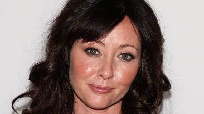 След 9 години битка с рака Шанън Дохърти почина на 53