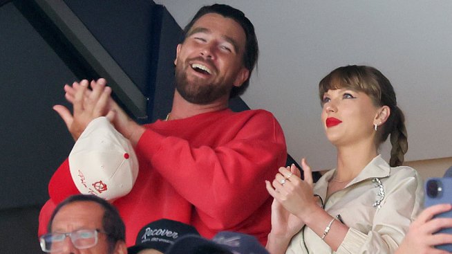 Задава ли се сватба - Травис Келси със сериозна крачка във връзката си с Тейлър Суифт