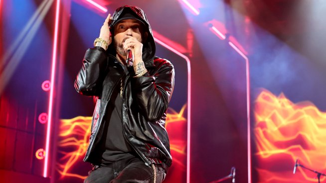 Еминем вдигна още една сватба