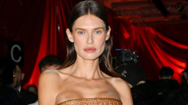 Италианският супермодел Бианка Балти разкри, че има рак на яйчниците в напреднал стадий