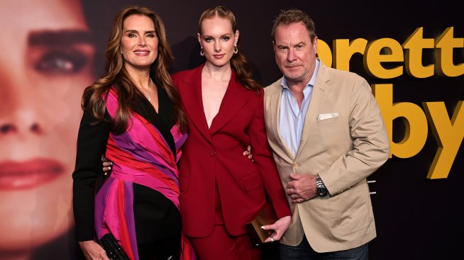 Като две капки вода – Брук Шийлдс и 16-годишната ѝ дъщеря на червения килим