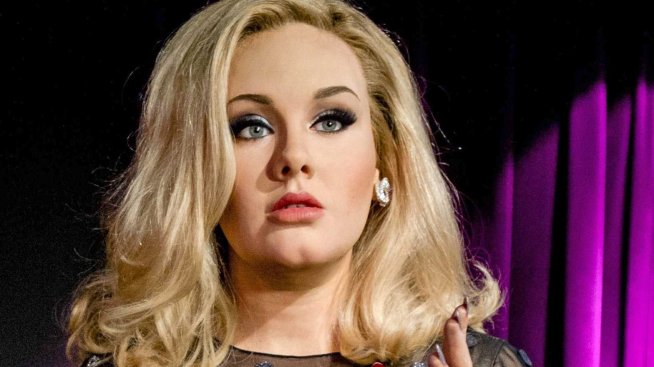 Кралица на дансинга – Адел с туърк на сватба