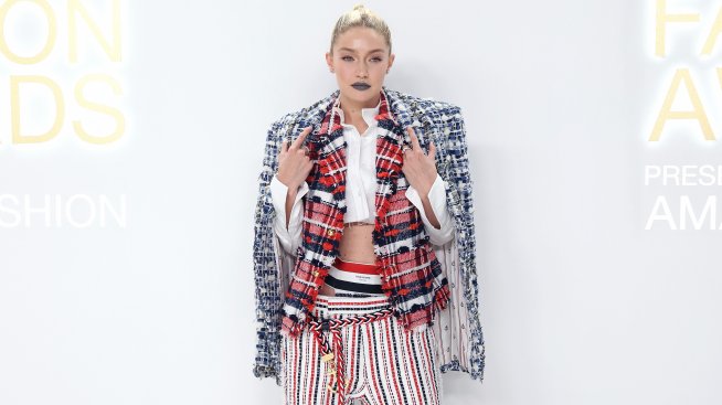 Напук на половите ограничения – Джиджи Хадид облече джокстрап на червения килим