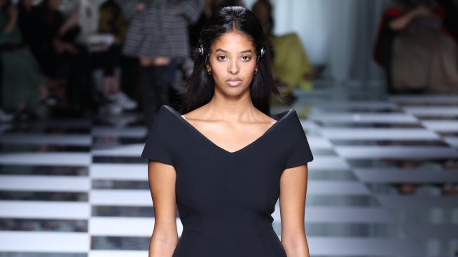 Дъщерята на Коби Брайънт, Наталия, направи дебюта си в модата